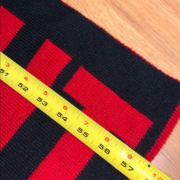 NWT The North Face Logo Scarf - Black/ Red - Picture 10 of 10